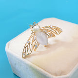mother-of-pearl gold bee brooch